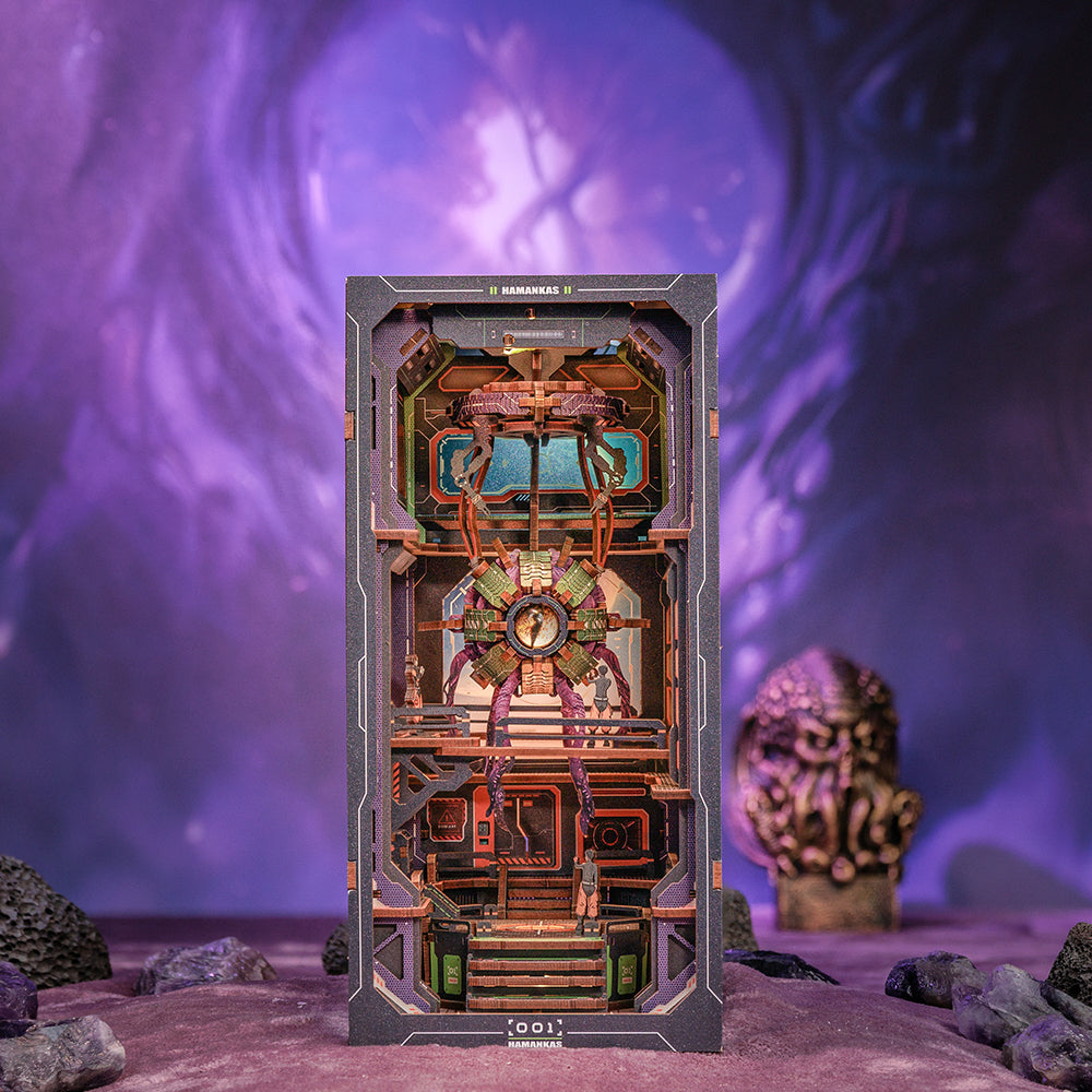 DIY Book Nook kit - The Eye of Old God
