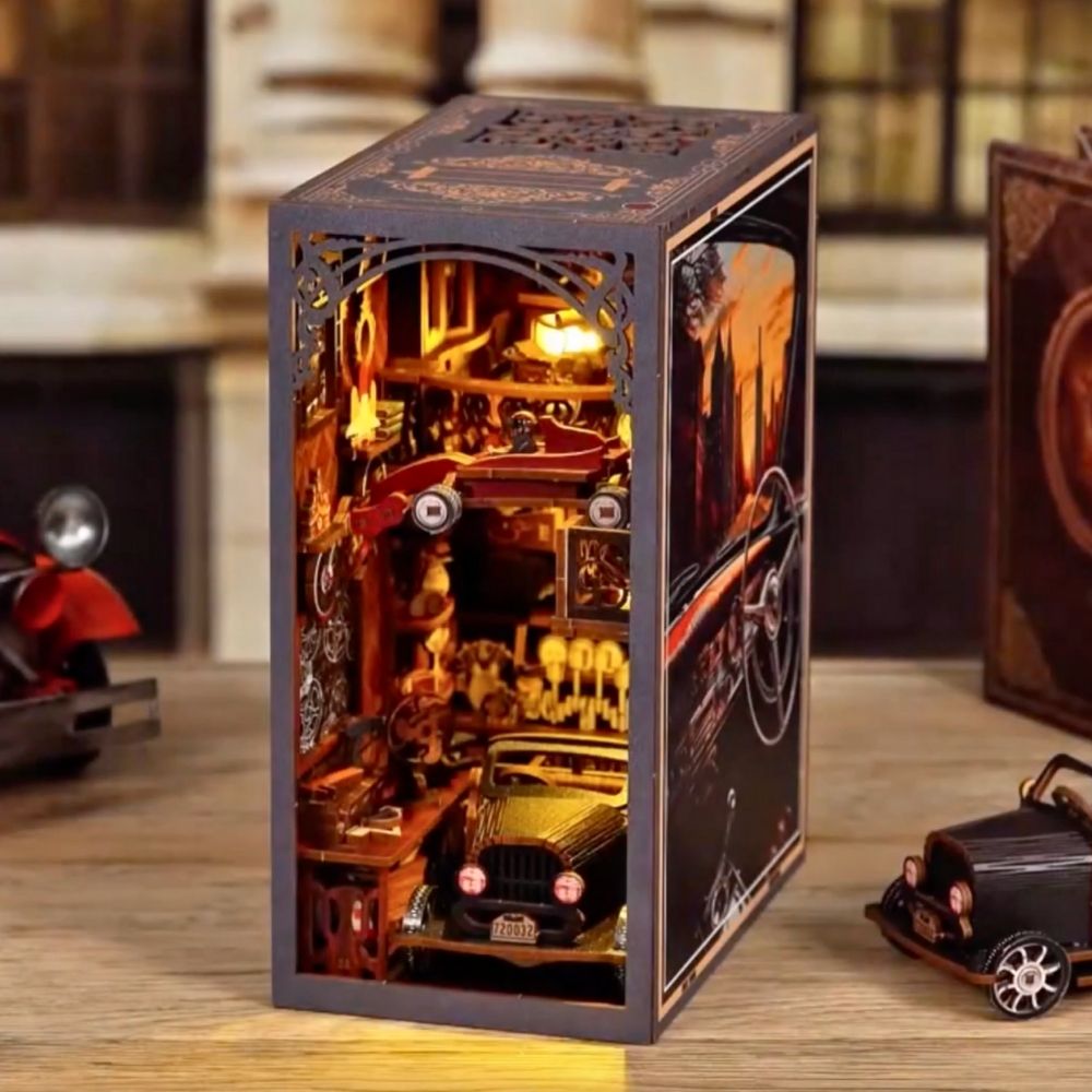 DIY Book Nook Kit - Car Players