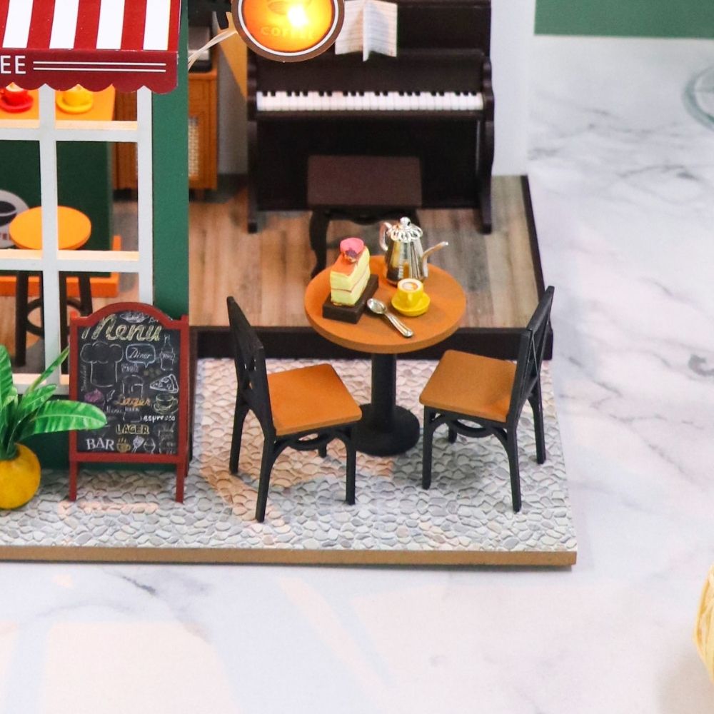 Miniature House - Afternoon Cafe