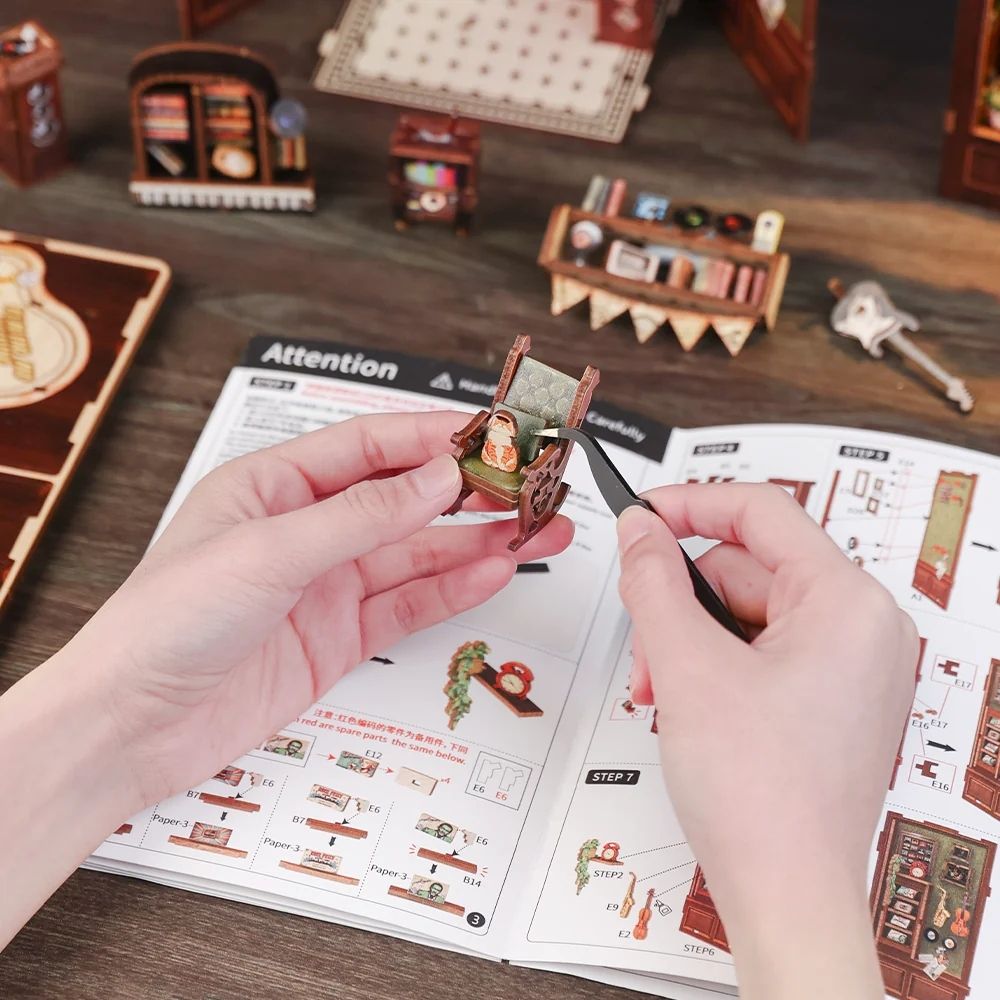 DIY Book Nook Kit - Memories Music Bookshop