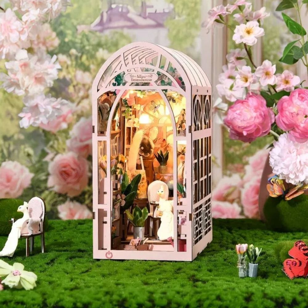 DIY Book Nook Kit - Mini Greenhouse