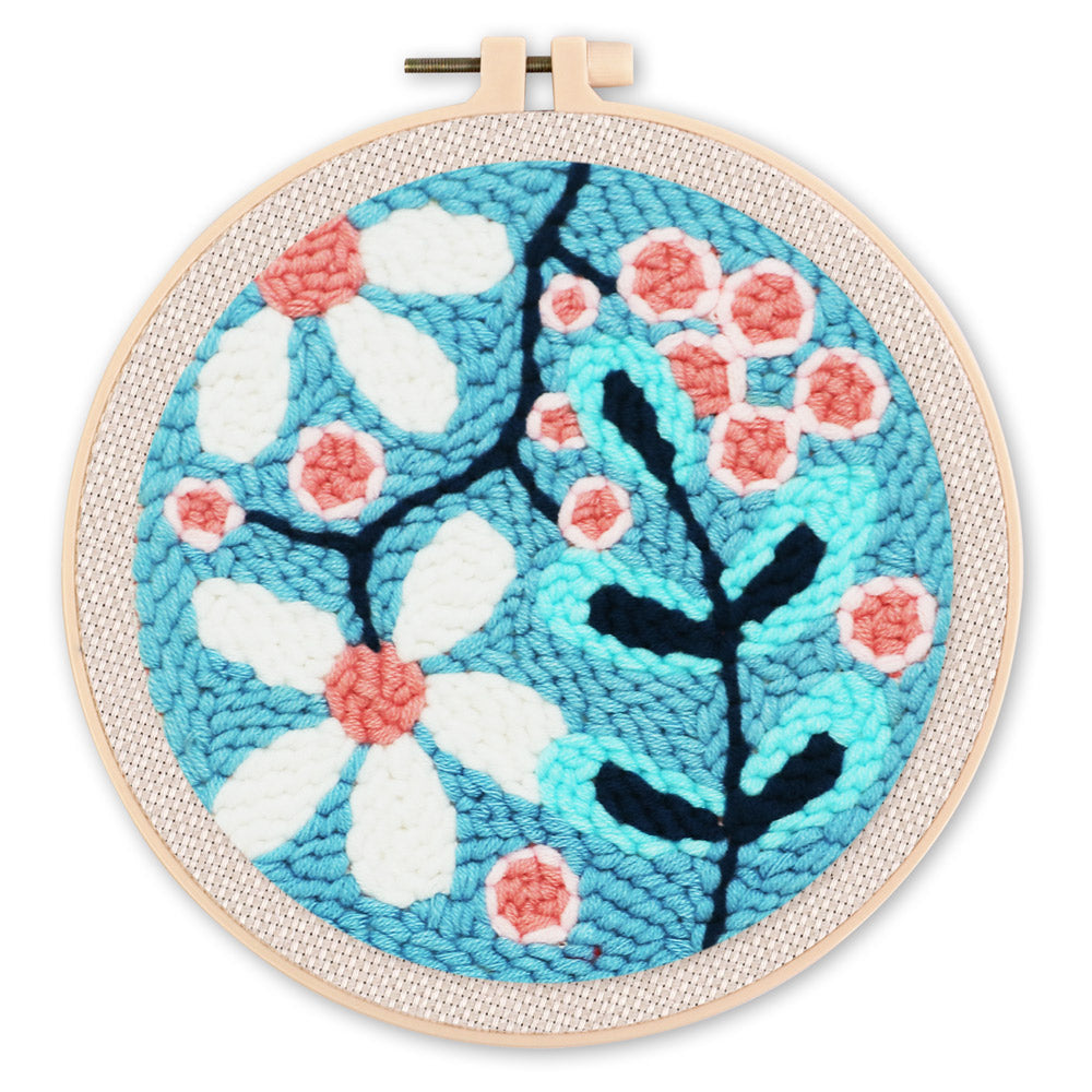 Punch Needle Kit - A Spread of White Flowers
